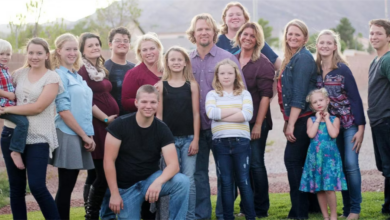 Photo of Sister Wives: Janelle Brown Flaunts Thinner Face After Massive Weight Loss After Split!